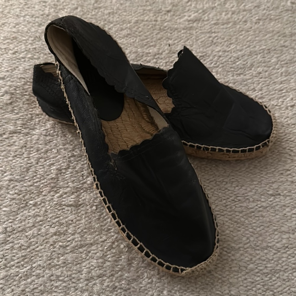 Boutique espadrilles - size 38/women’s 7. Lightly worn.